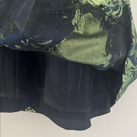 THEIA Women’s Green Metallic Floral Jacquard Organza Cocktail Dress Size 6 - Picture 9 of 11